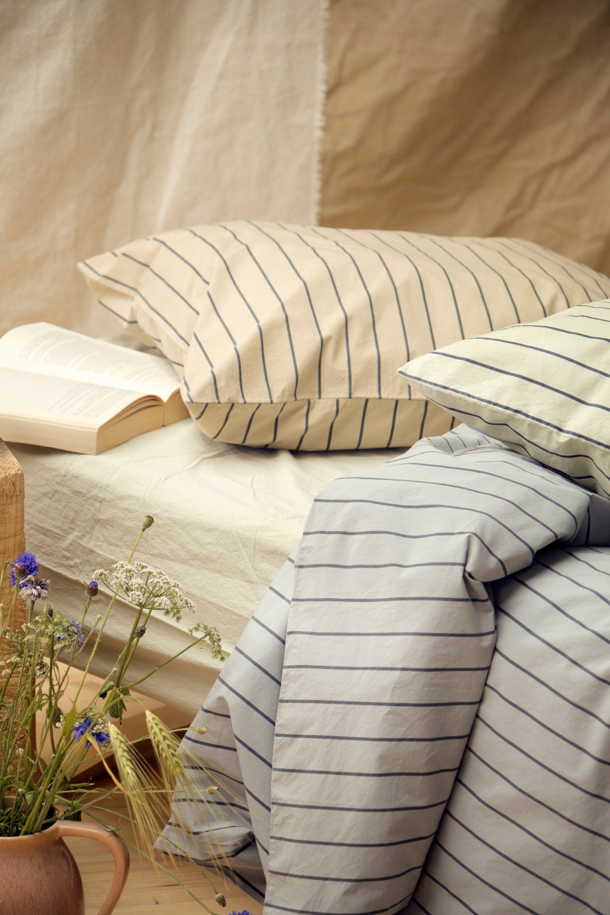 Klitmøller Collective Home Bed set - Striped - 140 x 200 + 80 x 80 Textiles Pastel grey/navy