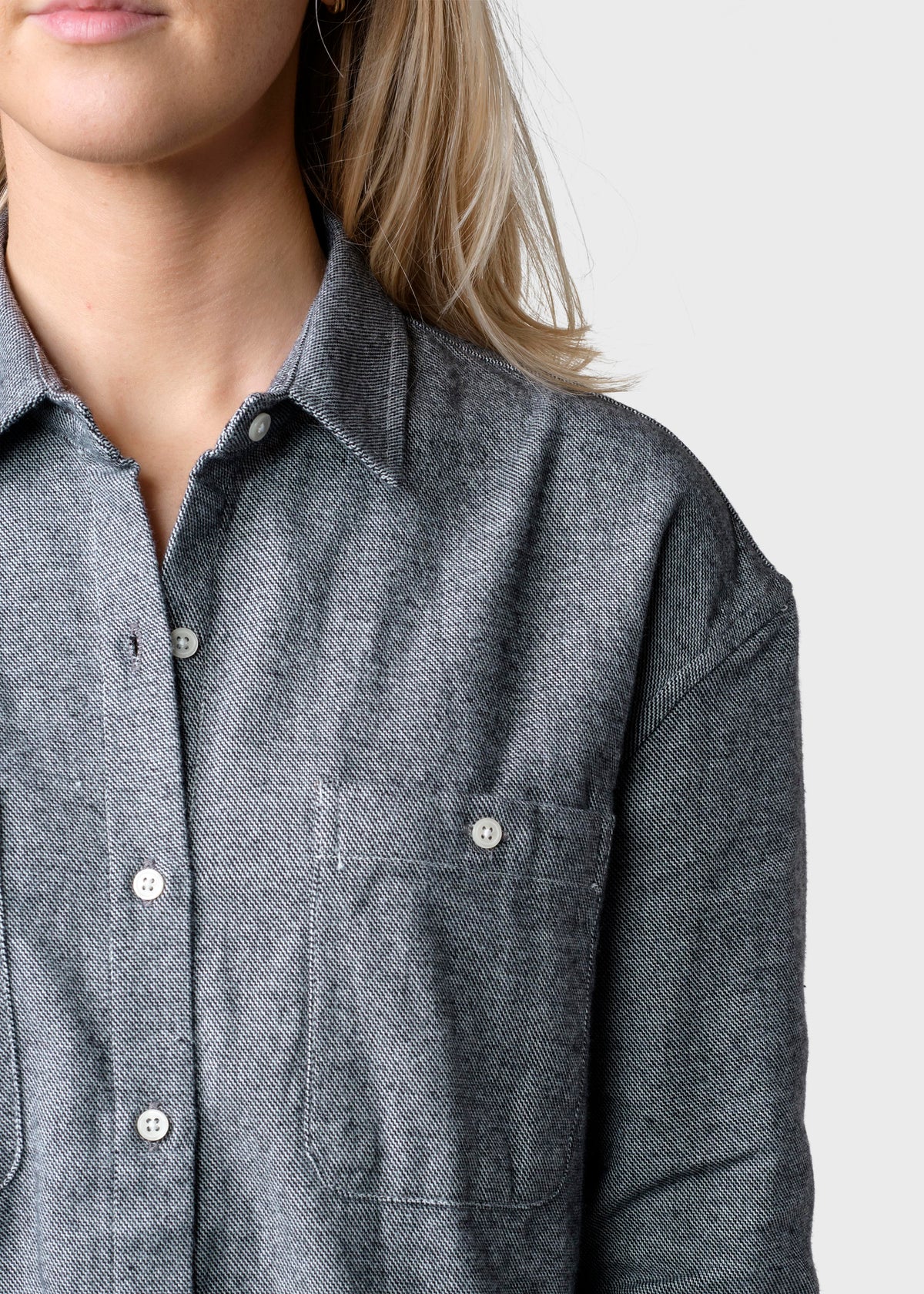 Klitmøller Collective ApS Mynthe lumber shirt Shirts Light grey