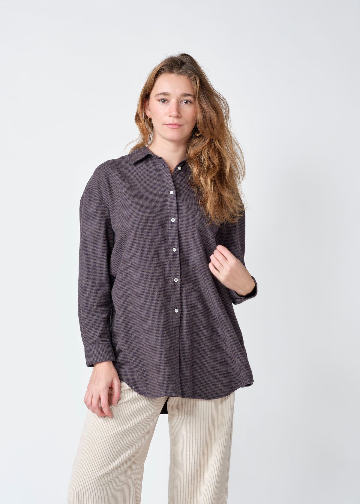 Klitmøller Collective ApS Ofelia short check shirt Shirts Black/taupe