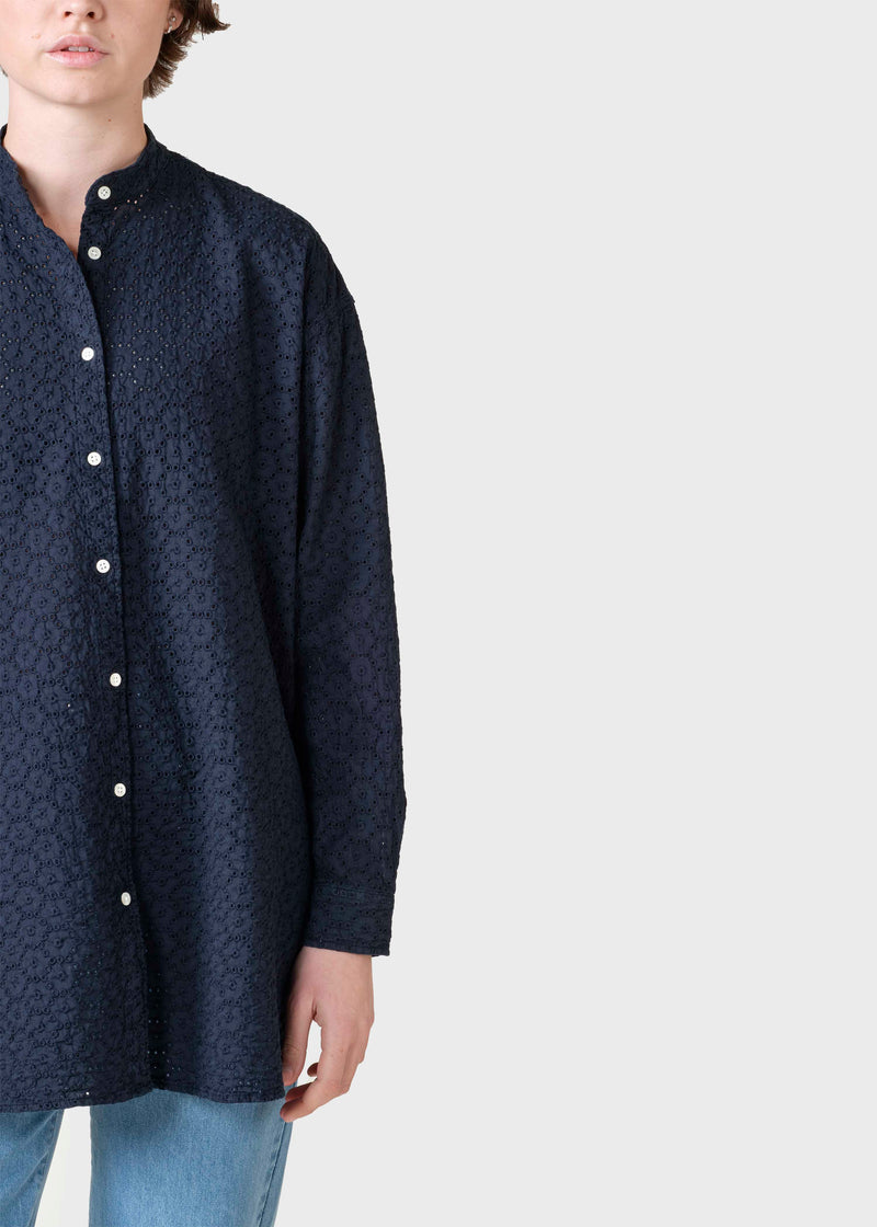 Klitmøller Collective ApS Bente embroidery shirt Shirts Navy