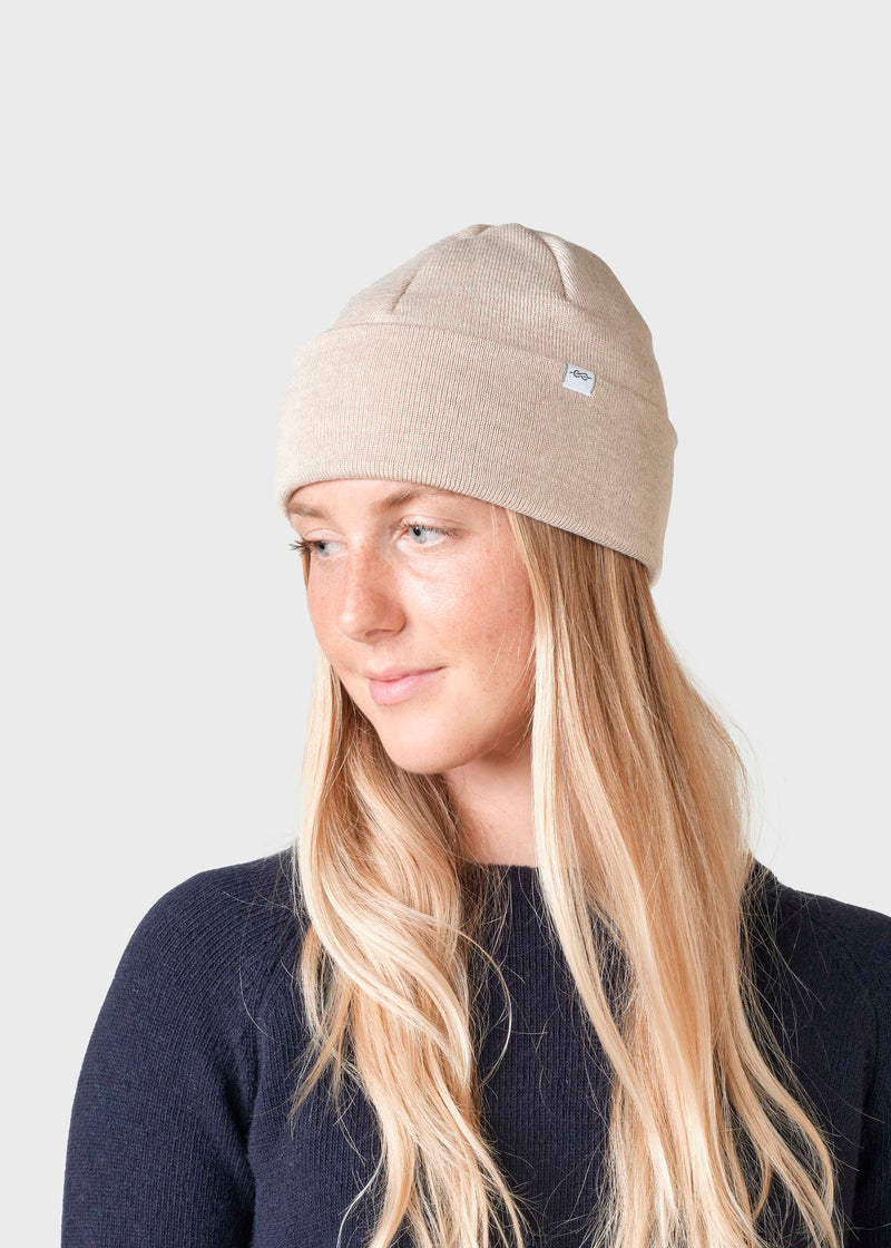 Klitmøller Collective ApS Fine rib beanie Beanies Pastel sand