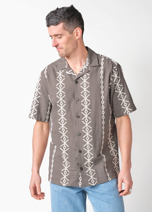 Klitmøller Collective ApS Jan S/S shirt Shirts Taupe