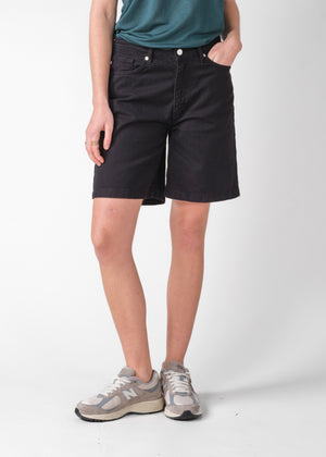 Klitmøller Collective ApS Jules shorts GOTS Walkshorts Black stonewash