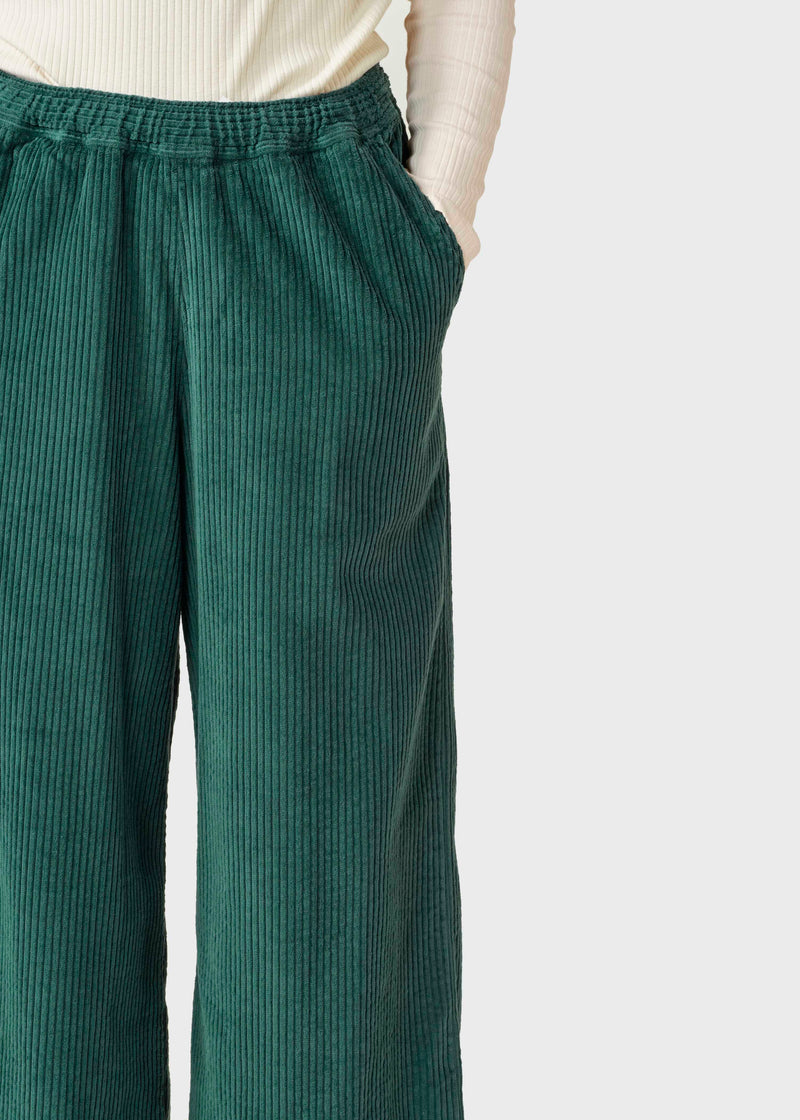 Klitmøller Collective ApS Kaja cord pants Pants Moss Green