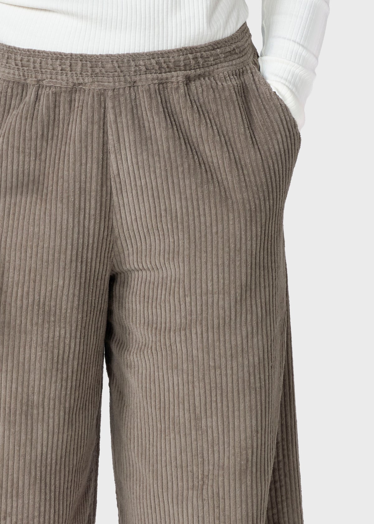 Klitmøller Collective ApS Kaja cord pants GOTS Pants Taupe