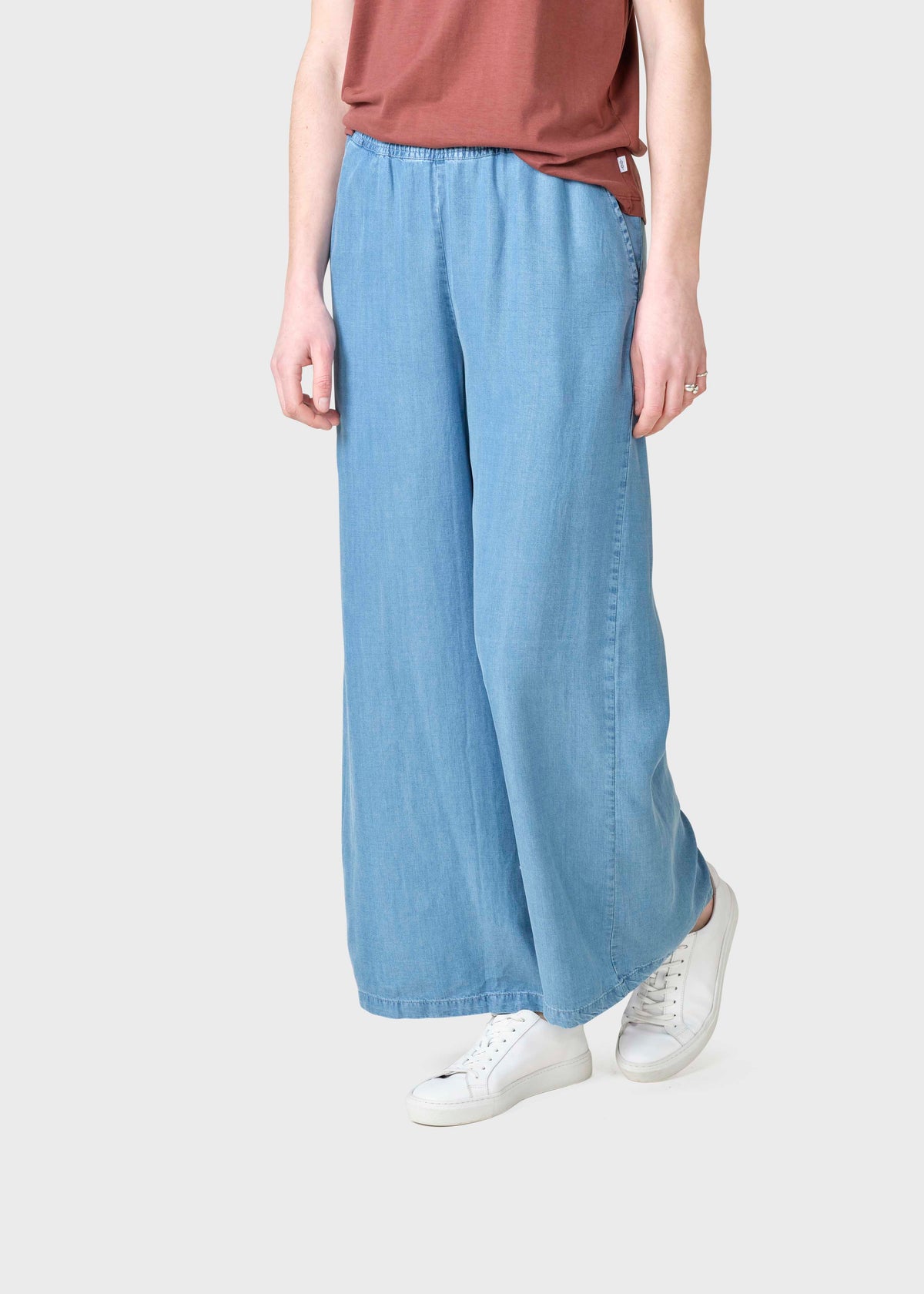 Klitmøller Collective ApS Kaja lyocell pants Pants Light blue chambrey
