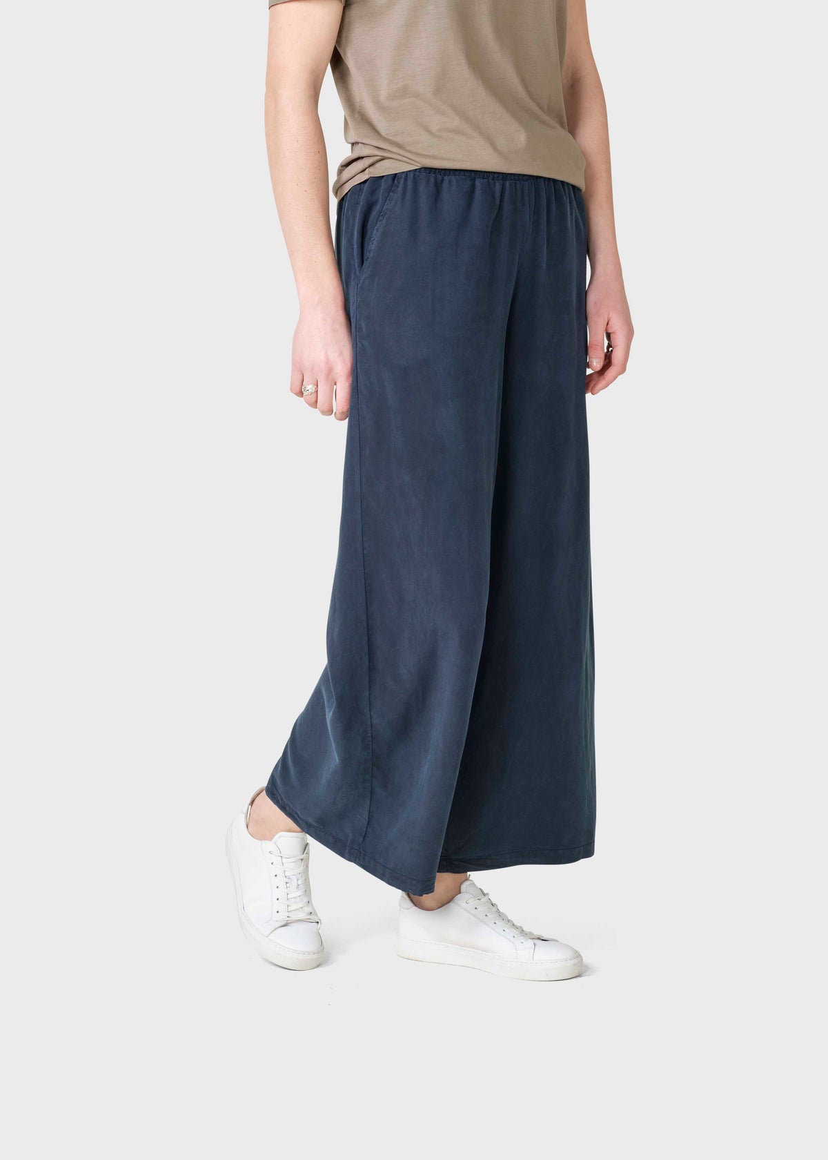Klitmøller Collective ApS Kaja lyocell pants Pants Navy