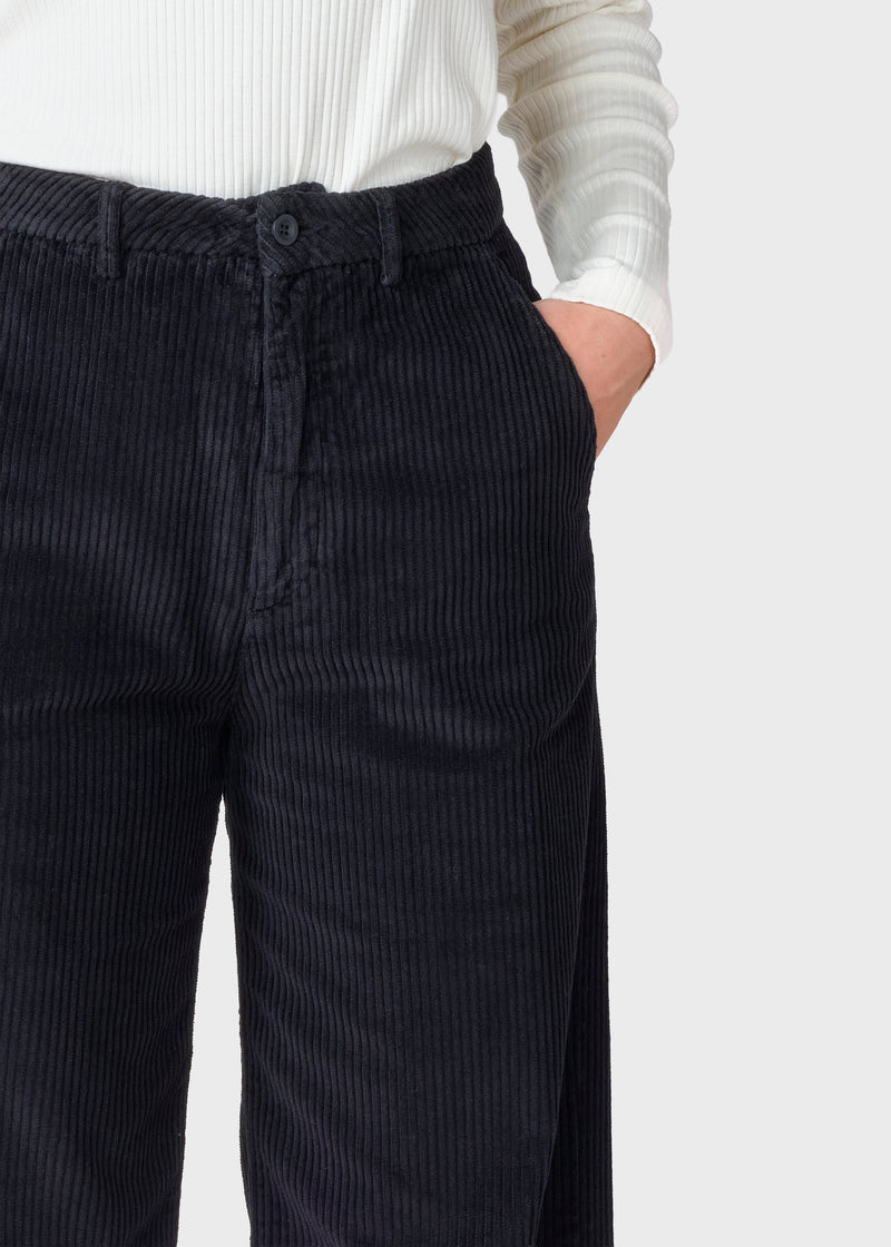 Klitmøller Collective ApS Lydia jumbo corduroy pant - Tall Pants Black