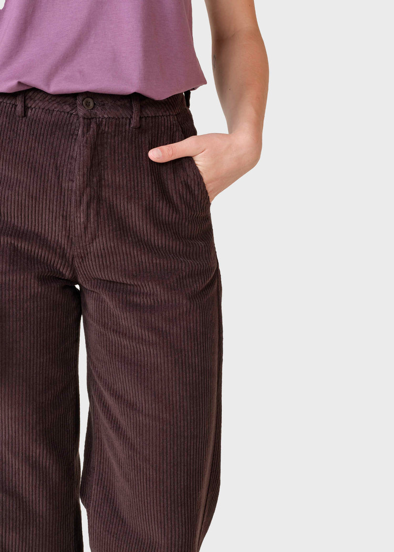 Klitmøller Collective ApS Lydia jumbo corduroy pants Pants Earth