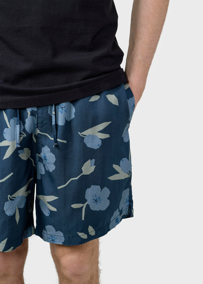 Klitmøller Collective ApS Mason shorts  Walkshorts Navy bottom/sky blue/moss green flowers