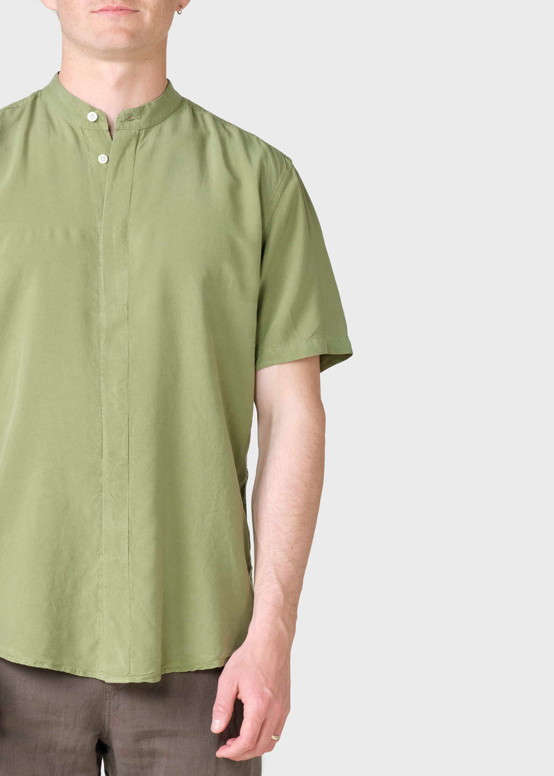 Klitmøller Collective ApS Max lyocell shirt Shirts Forest green