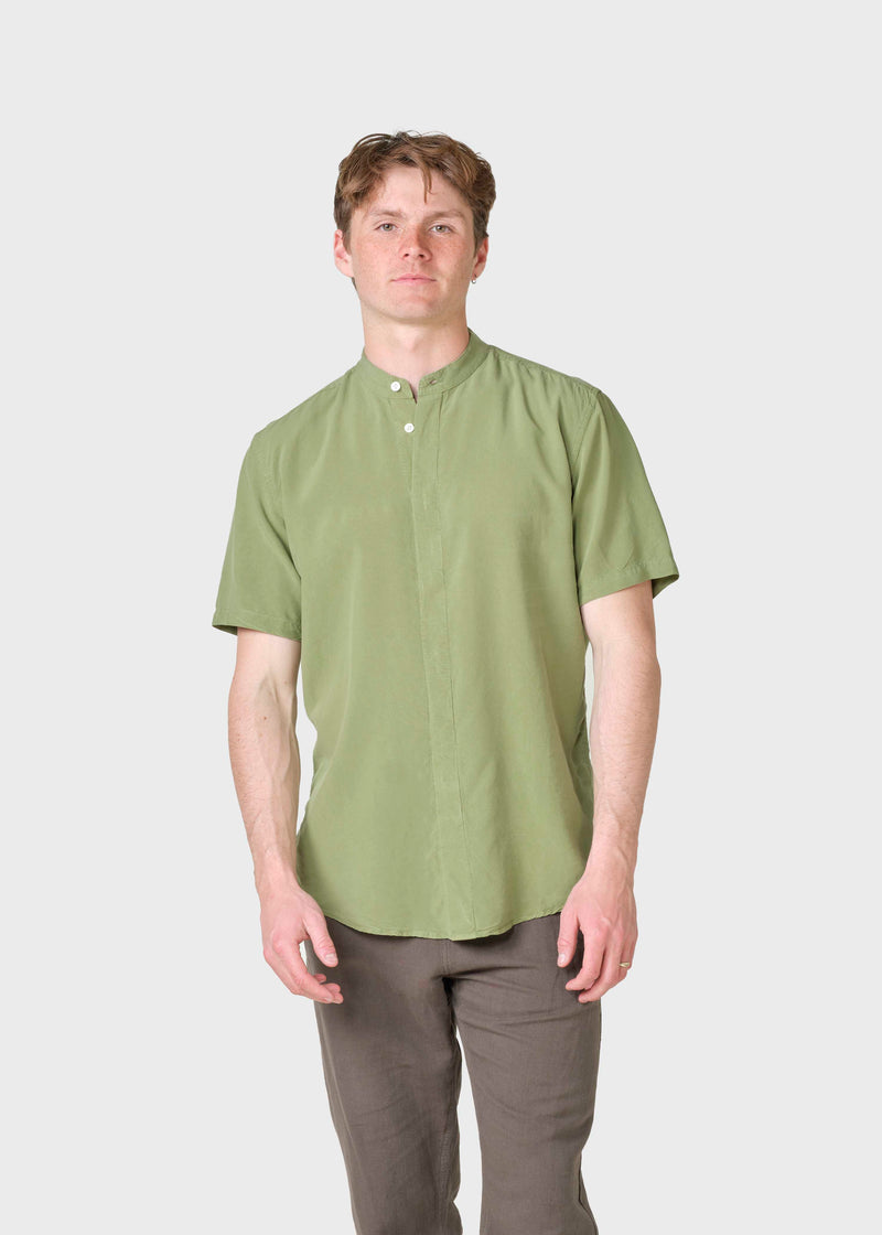 Klitmøller Collective ApS Max lyocell shirt Shirts Forest green