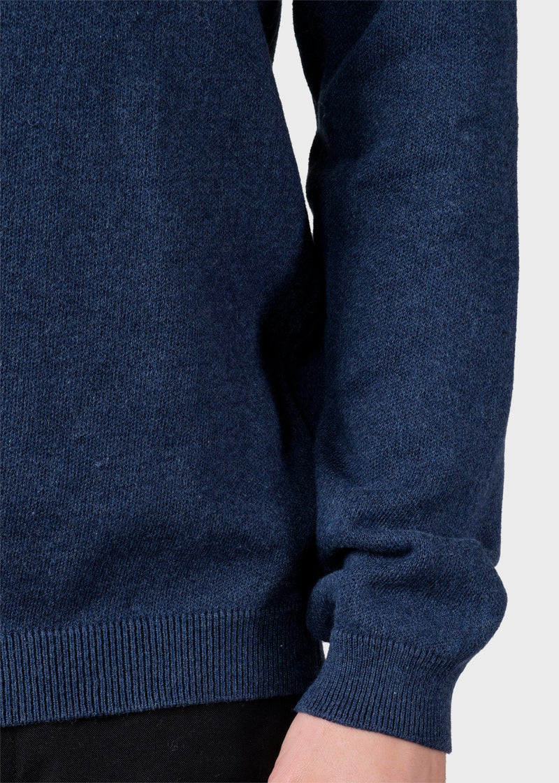 Klitmøller Collective ApS Mens basic cotton knit Knitted sweaters Deep blue