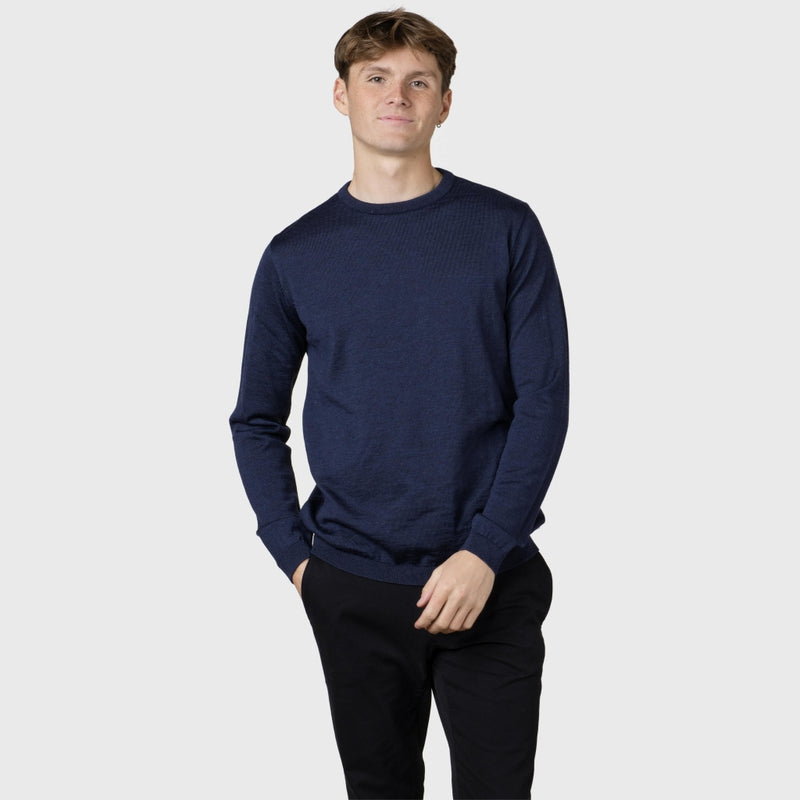 Klitmøller Collective ApS Mens basic merino knit Knitted sweaters Deep blue