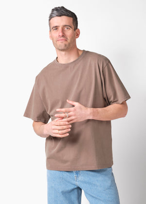 Klitmøller Collective ApS Mens boxy fade out tee OCS T-Shirts Taupe