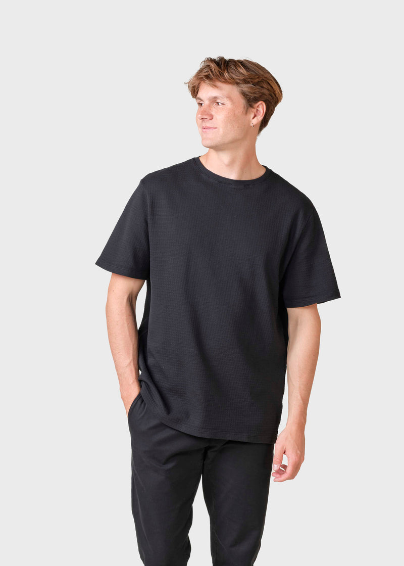 Klitmøller Collective ApS Mens boxy structure tee T-Shirts Black