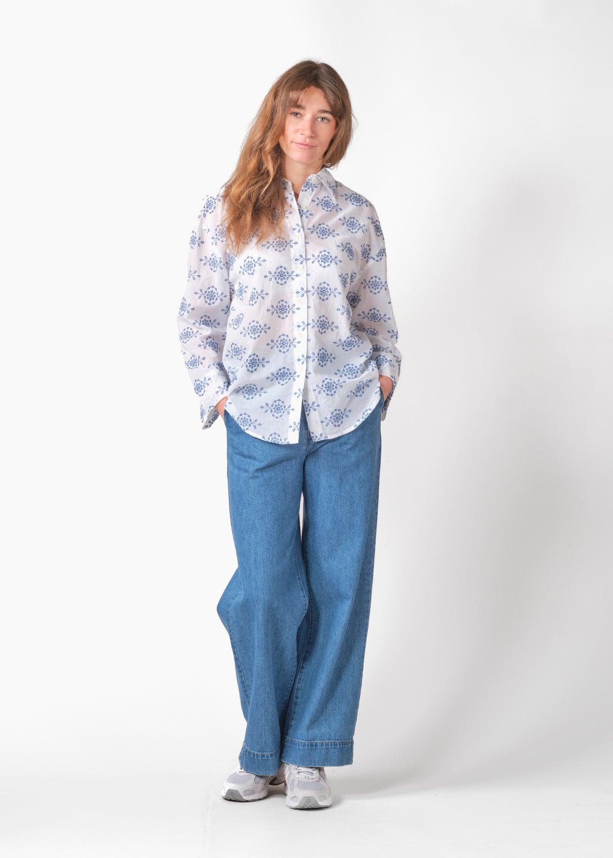 Klitmøller Collective ApS Mimi shirt GOTS Shirts White/surf blue