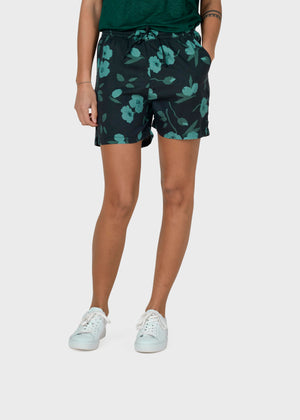 Klitmøller Collective ApS Miriam shorts Walkshorts Black bottom/moss green/sky blue flowers