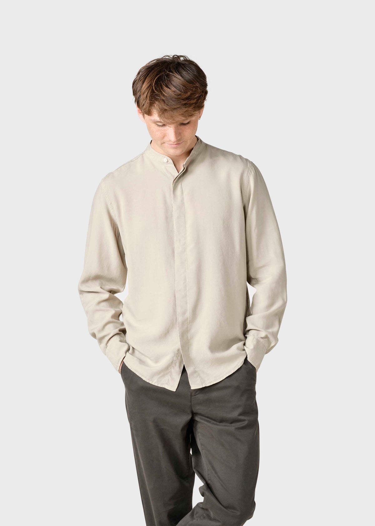 Klitmøller Collective ApS Simon lyocell shirt Shirts Sand