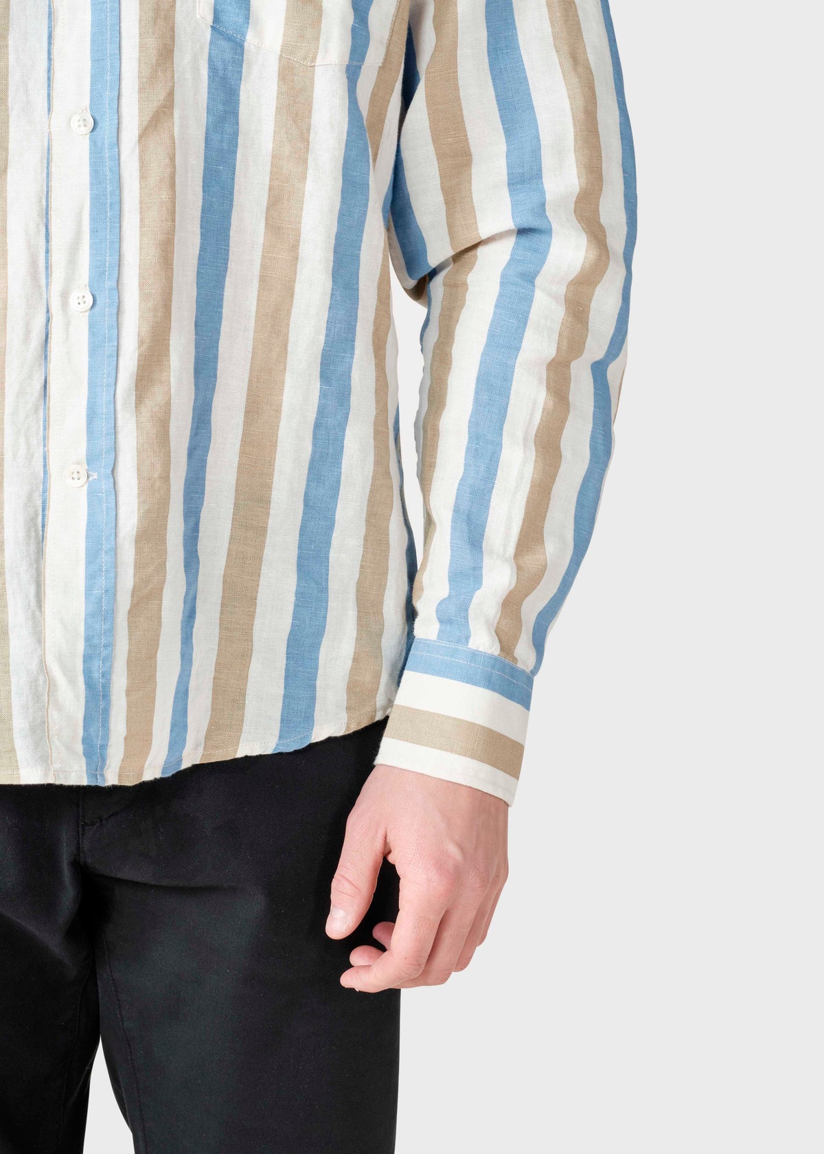 Klitmøller Collective ApS Valdis shirt Shirts Light blue/pastel sand